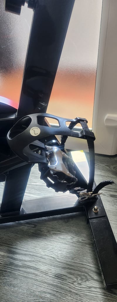 JLL IC300 Indoor Spin Bike – 18kg Flywheel – Home Gym Exercise Bike l spinning bike 