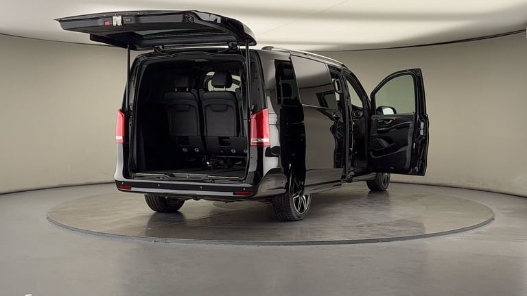 2023 Mercedes-Benz V-Class 2.0 V220d AMG Line MPV 5dr Diesel G-Tronic+ Euro 6 (s/s) XLWB (163 ps)...