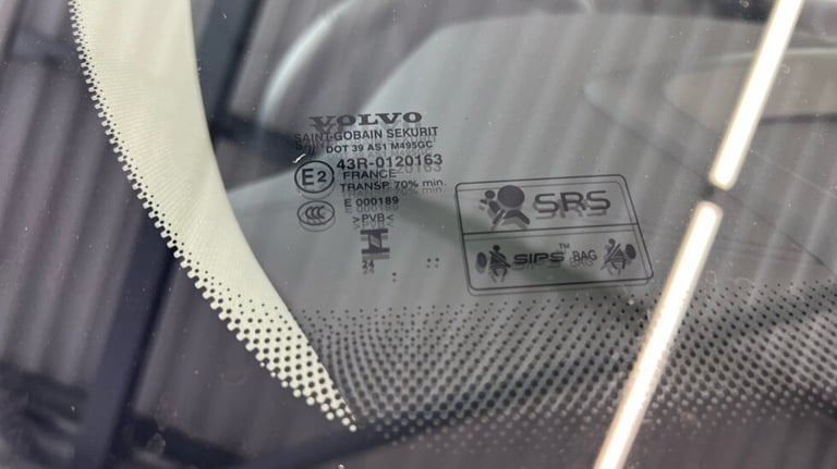 2025 Volvo XC90 Ultra, T8 AWD Plug-in hybrid, Dark, 7 Seats (BLIS, Panoramic Sunroof) Estate Petr...