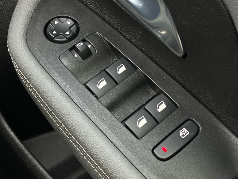 2022 Vauxhall Mokka 1.2 Turbo Elite Edition 5dr Auto SUV PETROL Automatic