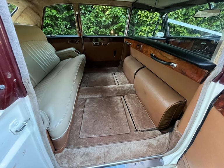 DAIMLER LIMOUSINE 4.2 1980