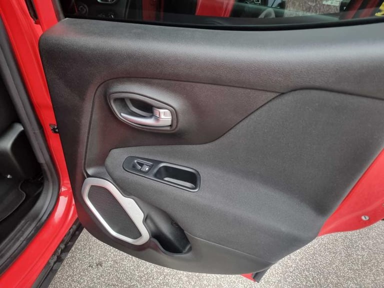 2016 Jeep Renegade 1.4 Multiair Longitude 5dr Manual SUV Petrol Manual