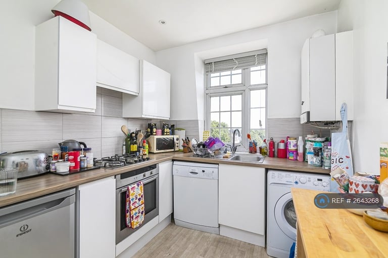 2 bedroom flat in Sidmouth Road, London, NW2 (2 bed) (#2643268)