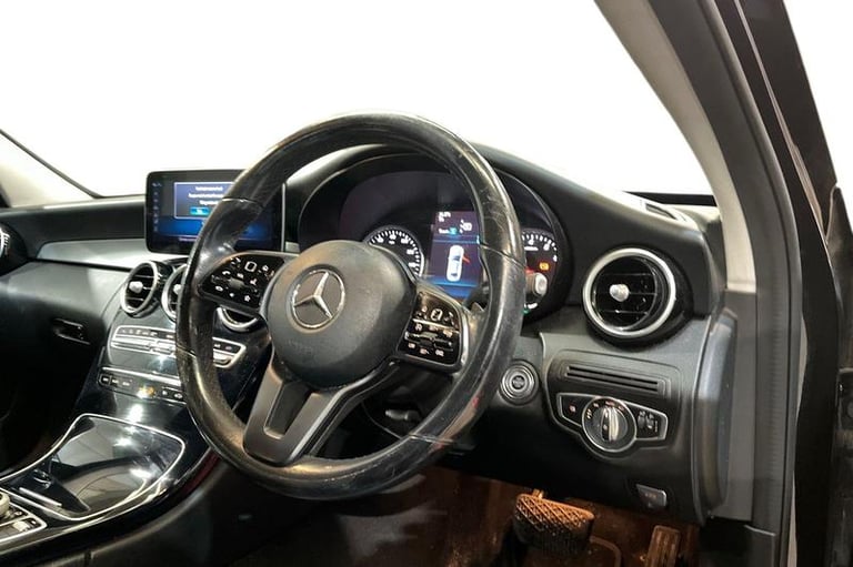 2018 Mercedes-Benz C Class C200 SE 4dr 9G-Tronic- Parking Sensors &amp; Camera SEMI-AUTO Saloon P...