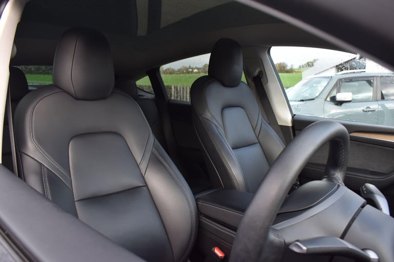 2022 Tesla Model Y (Dual Motor) Long Range Auto 4WDE 5dr MPV Electric Automatic