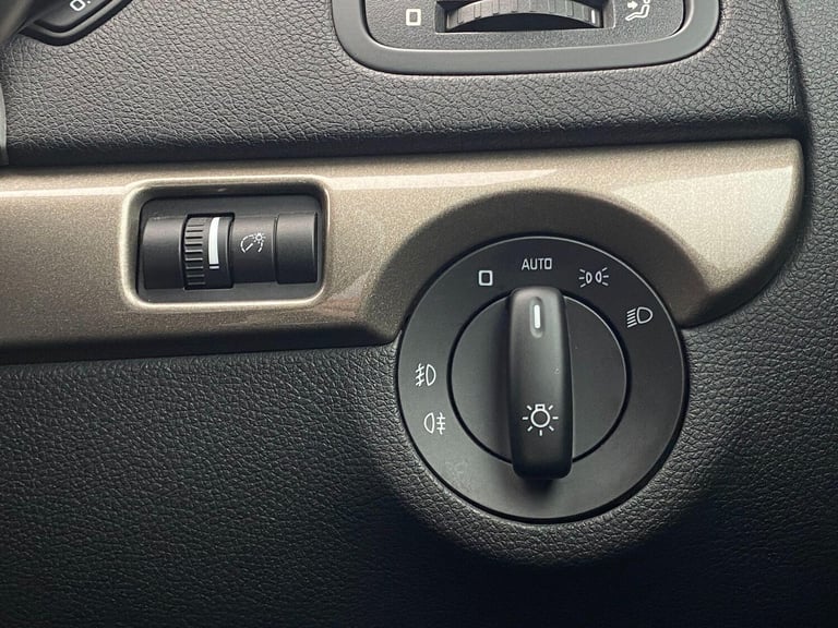 2017 Skoda Yeti 1.2 TSI SE L Drive Outdoor 5dr Petrol DSG Euro 6 (s/s) (110 ps) HATCHBACK Petrol ...