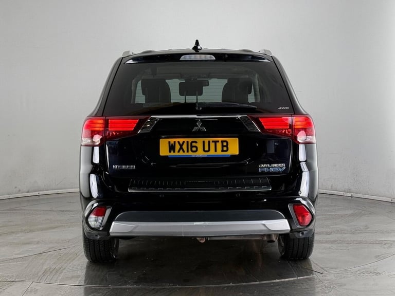 2016 Mitsubishi Outlander 2.0h 12kWh GX4h CVT 4WD Euro 6 (s/s) 5dr ESTATE PETROL/ELECTRIC Automatic