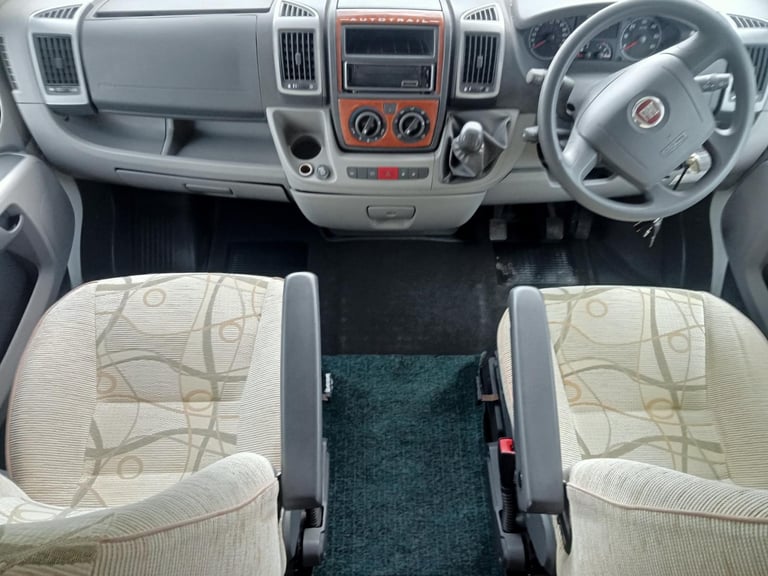 AUTO-TRAIL TRACKER EK SE 08 PLATE 