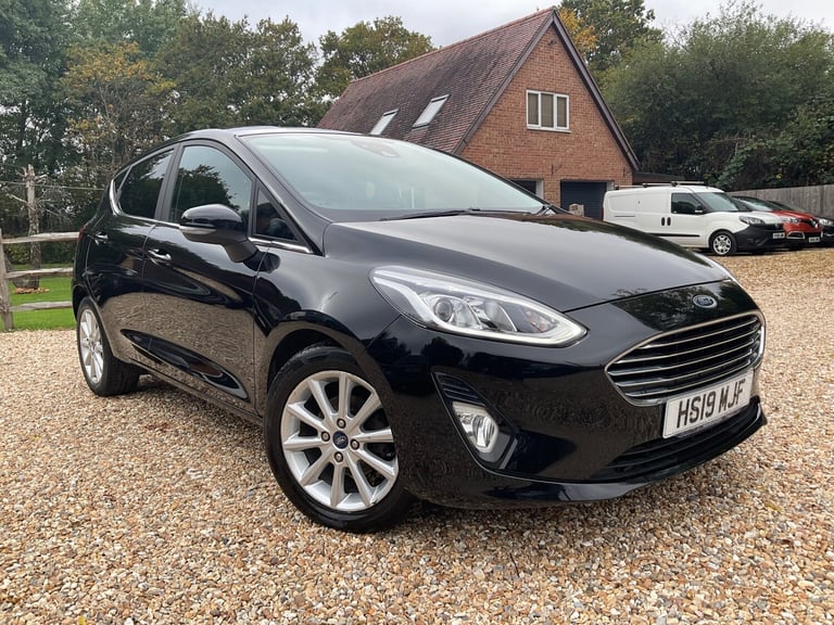 image for 2019 Ford Fiesta 1.0 EcoBoost Titanium 5dr Auto HATCHBACK Petrol Automatic