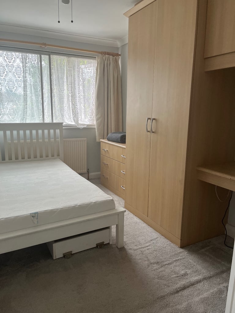 Double room to let