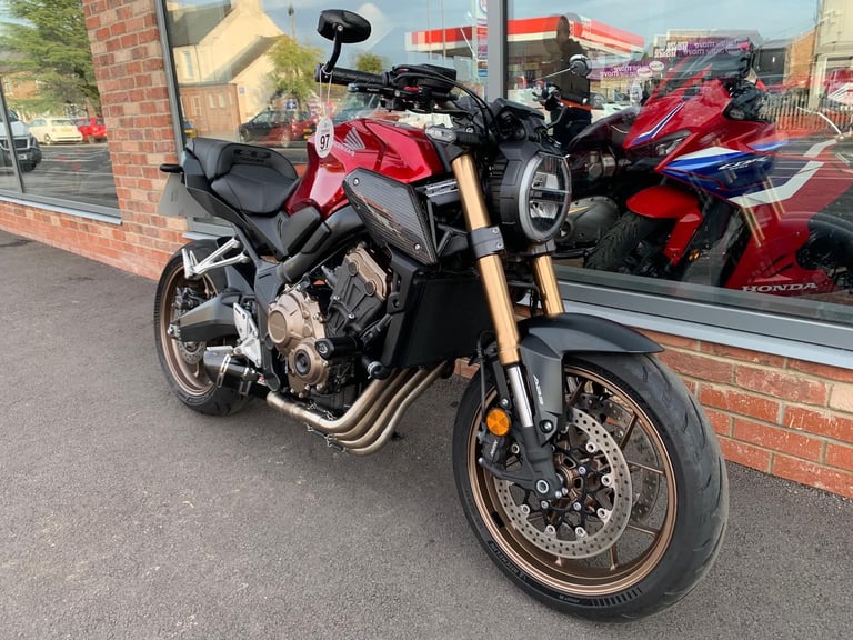 Honda CB 650 R - 1 OWNER - 2 YEAR WARRANTY