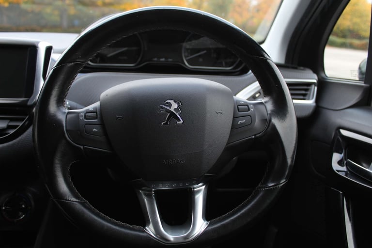 2017 Peugeot 208 1.2 208 Allure 5dr Hatchback Petrol Manual