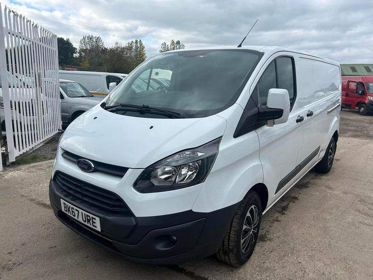 2018 Ford Transit Custom 2.0 TDCi 105ps Low Roof Van PANEL VAN DIESEL Manual