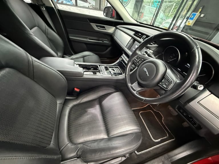 2017 Jaguar XF 2.0d Prestige 4dr Auto SALOON DIESEL Automatic