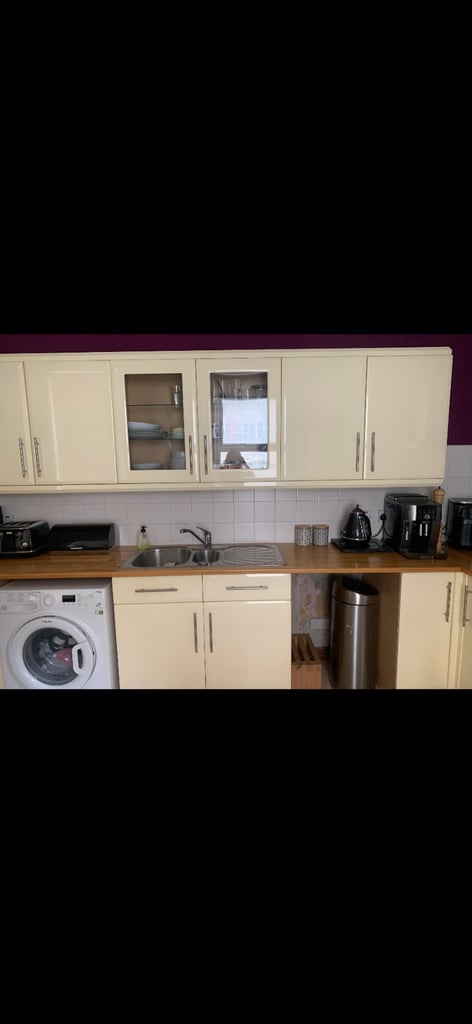 image for Free Kitchen Units 