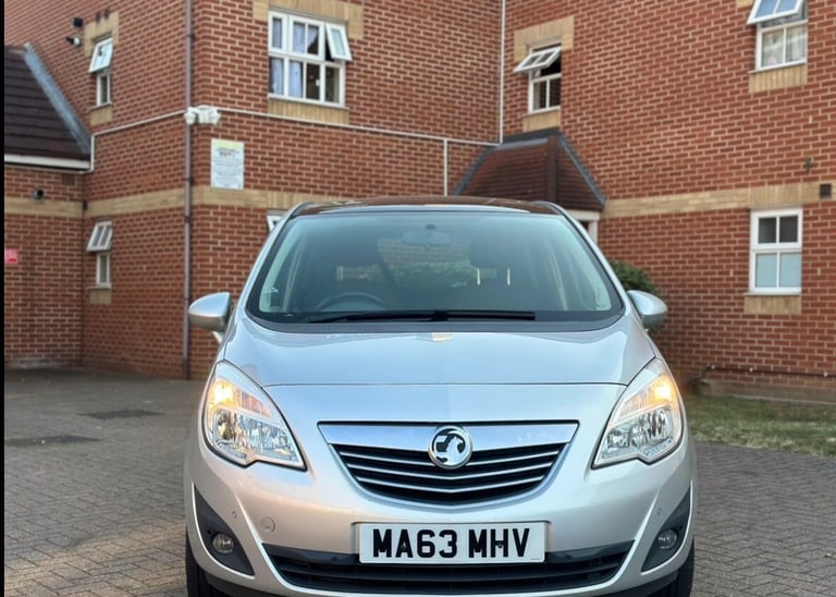 2013 Vauxhall Meriva 1.4i 16V SE 5dr MPV Petrol Manual
