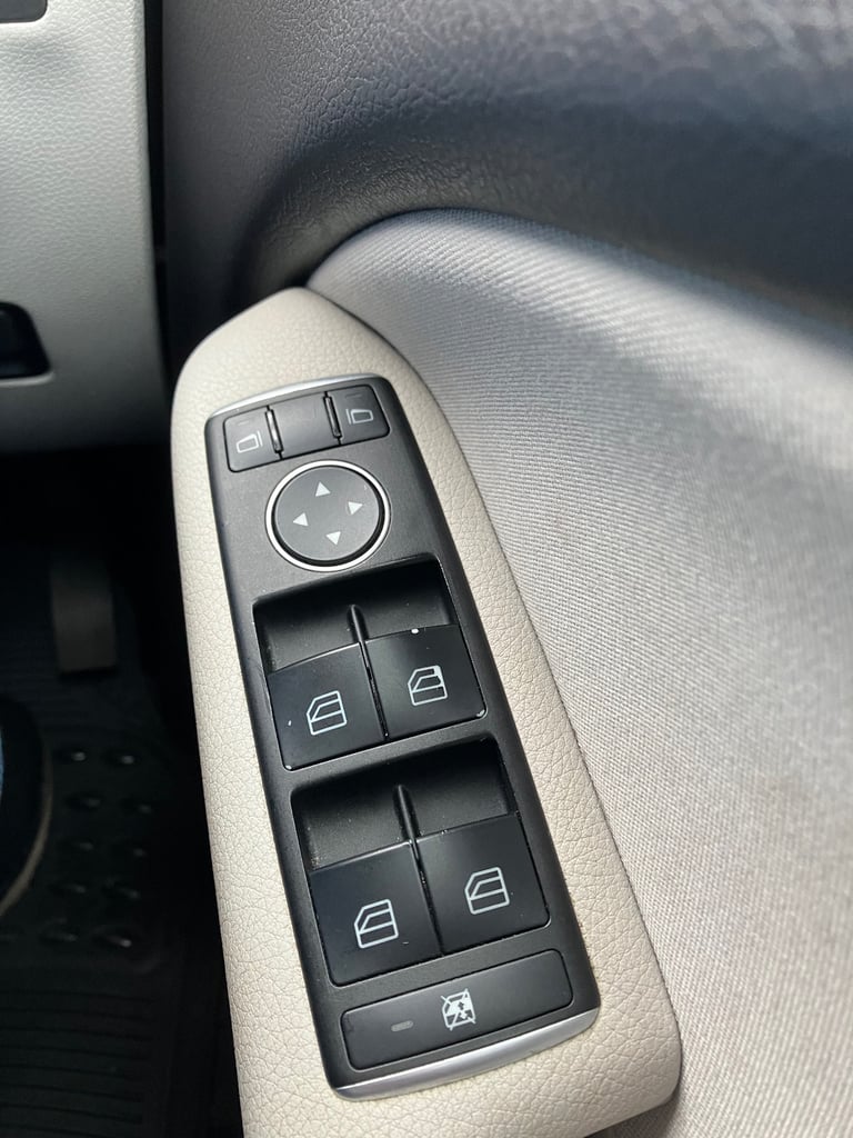 Mercedes-Benz, B CLASS, MPV, 2014, Semi-Auto, 1461 (cc), 5 doors