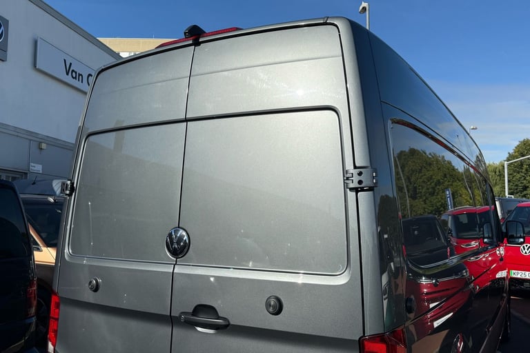 2024 Volkswagen Crafter 2.0TDI  140PS CR35 LWB Commerce Plus Van DIESEL Manual