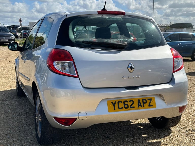 2012 Renault Clio 1.2 Dynamique TomTom Euro 5 3dr HATCHBACK Petrol Manual