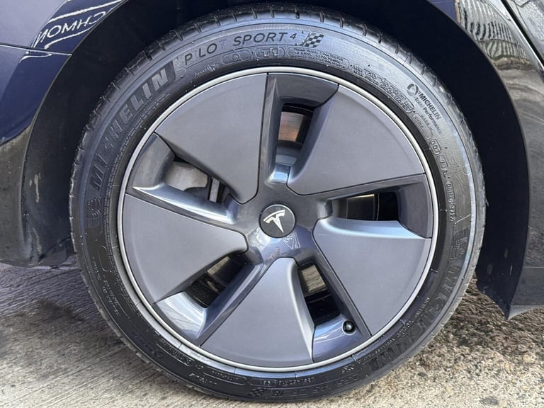 2022 Tesla Model 3 Saloon 4dr Electric Auto RWD (241 bhp) Saloon Electric Automatic