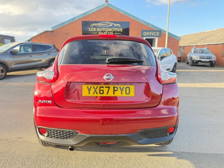 2017 Nissan Juke 1.2 DiG-T N-Connecta 5dr HATCHBACK Petrol Manual