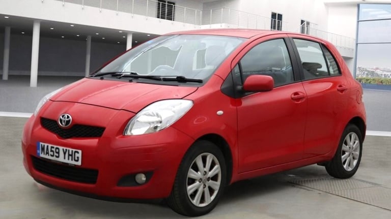 2009 Toyota Yaris 1.33 VVT-i TR 5dr [6 speed] - £35 road tax HATCHBACK Petrol Manual