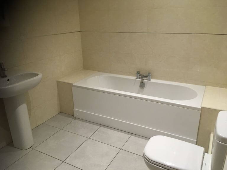 Two bedroom flat for rent in the heart of Ashburton