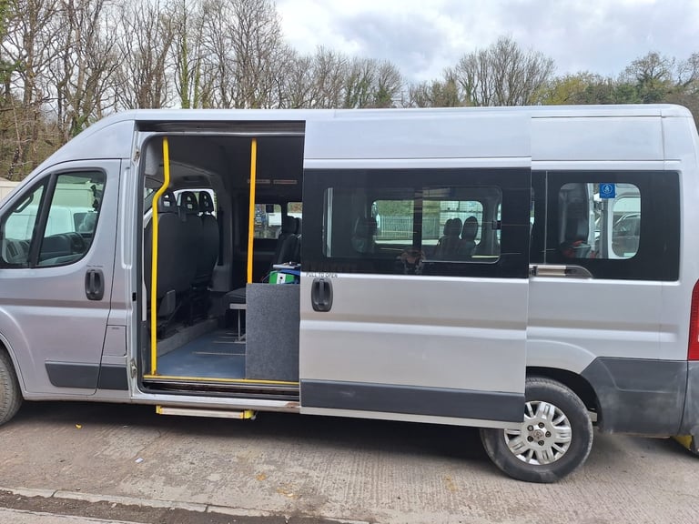 2011 Peugeot Boxer 2.2 HDi H2 Window Van 120ps WINDOW VAN Diesel Manual