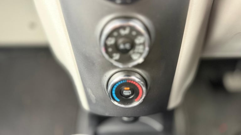 2013 Toyota iQ automatic 1.3 petrol