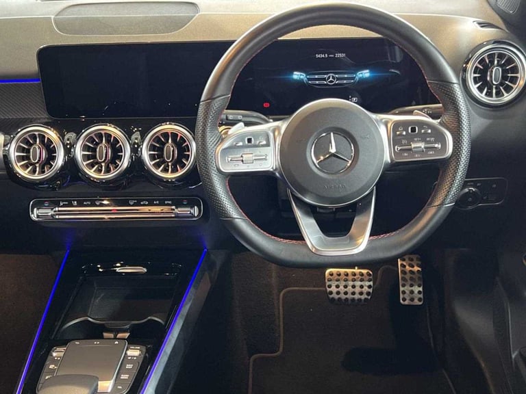 2022 Mercedes-Benz GLB 200 AMG Line Premium 5dr 7G-Tronic Estate Petrol Automatic