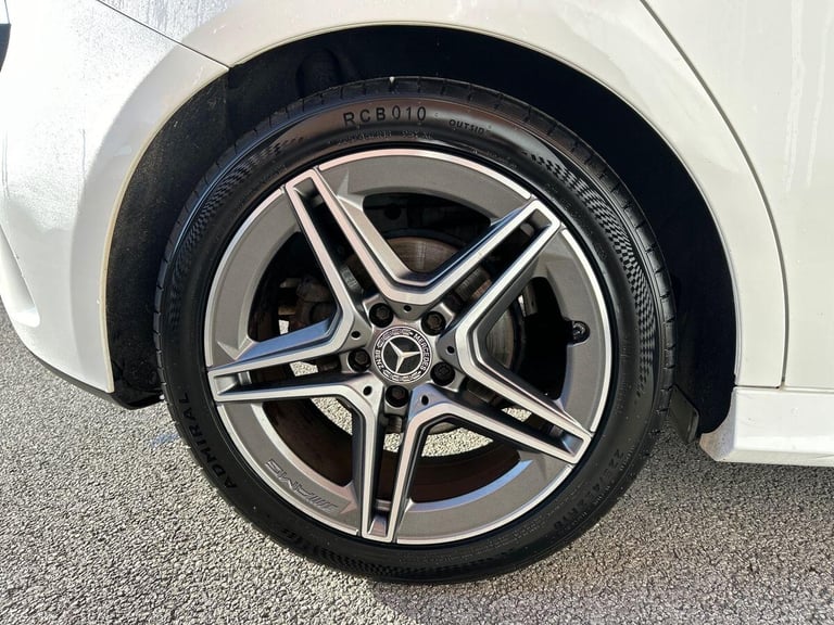 2019 Mercedes-Benz A-Class 1.5 A180d AMG Line Hatchback 5dr Diesel 7G-DCT Euro 6 (s/s) (116 ps) H...