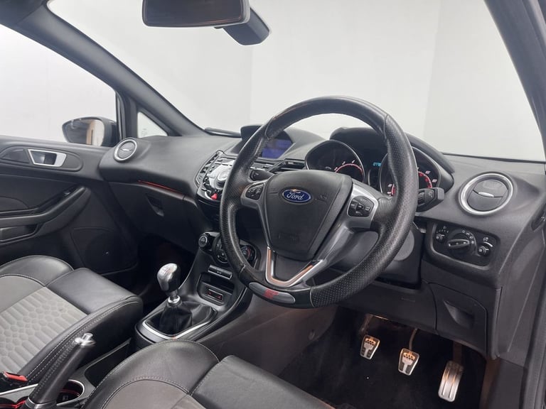 2017 Ford Fiesta 1.6T EcoBoost ST-3 Hatchback 3dr Petrol Manual Euro 6 (182 ps) Hatchback Petrol ...