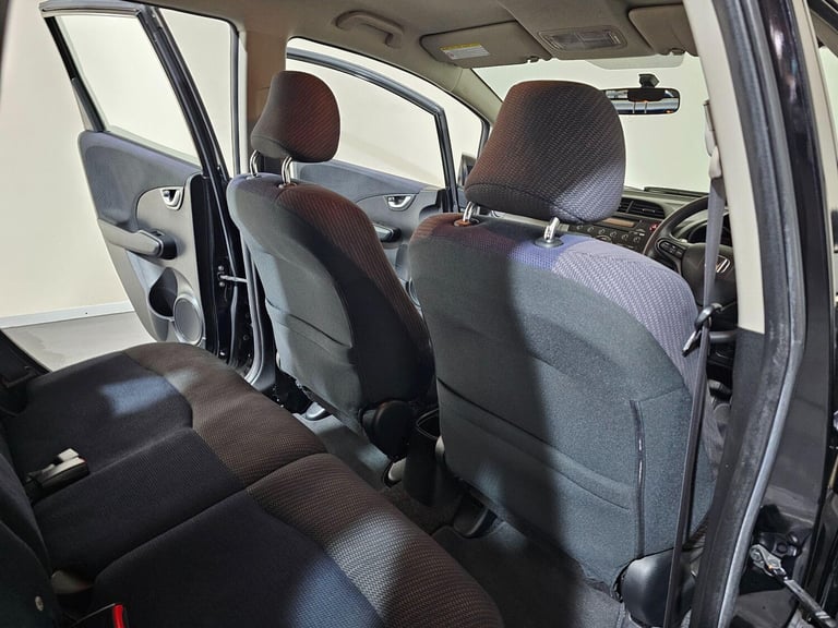 2011 Honda Jazz 1.4 i-VTEC ES CVT Euro 5 5dr HATCHBACK Petrol Automatic