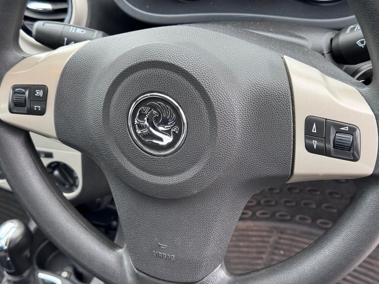 2007 Vauxhall Corsa 1.4i 16V Club 5dr Auto [AC] HATCHBACK PETROL Automatic