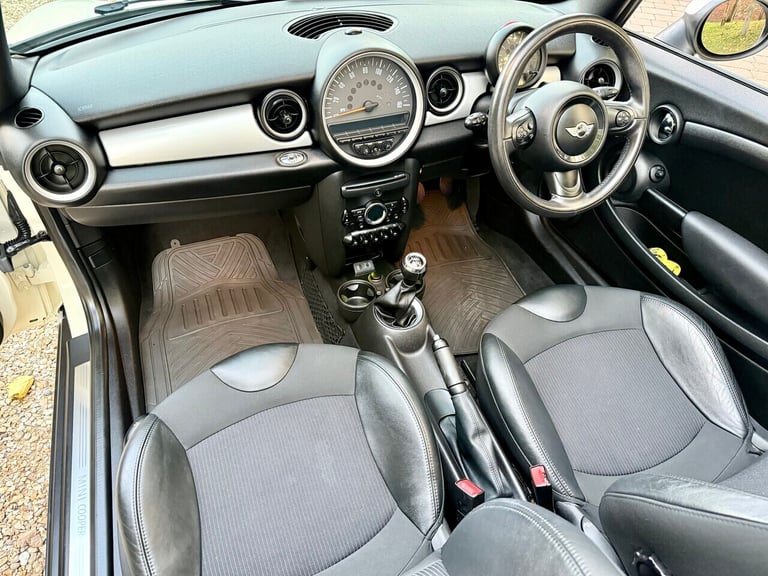 2014 MINI Convertible 1.6 Cooper 2dr CONVERTIBLE PETROL Manual