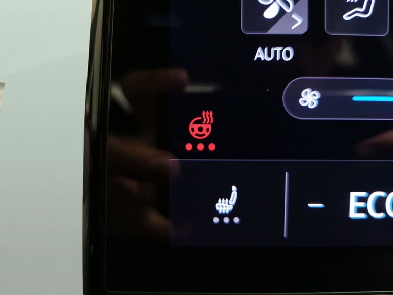 2022 Volkswagen ID.4 Pure 52kWh Life SUV 5dr Electric Auto (148 ps) - CARPLAY - AUTO PARK - LED S...