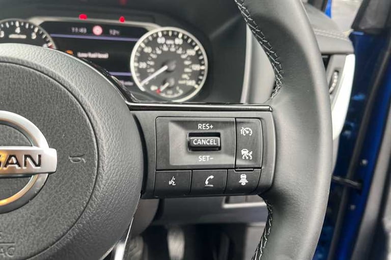 2022 Nissan Qashqai 1.3 DiG-T MH N-Connecta 5dr HATCHBACK PETROL Manual