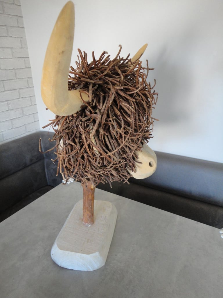 voyage maison wooden highland cow sculpture on stand 65 x 64 cms 