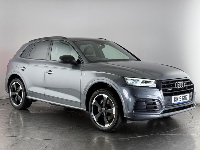 image for  Audi Q5 2.0 TDI 40 Black Edition S Tronic quattro Euro 6 (s/s) 5dr Diesel Automatic