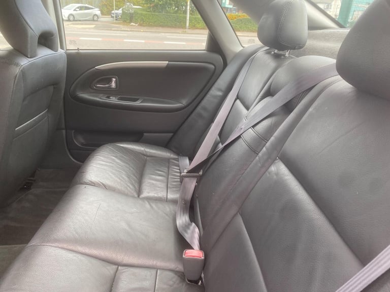 2004 Volvo S40 1.8 Sport 4dr Auto [122bhp] SALOON PETROL Automatic