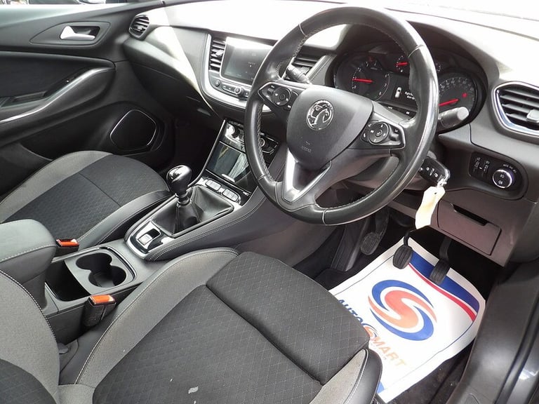 2021 Vauxhall Grandland X 1.5 Turbo D Business Edition Nav 5dr HATCHBACK DIESEL Manual