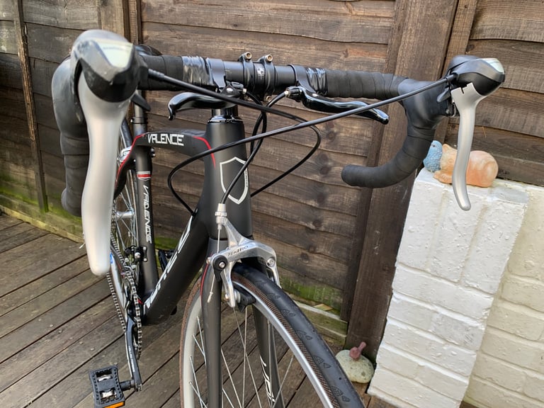 Norco Valence Lightweight Carbon Fibre Road Bike (Fully Serviced) 