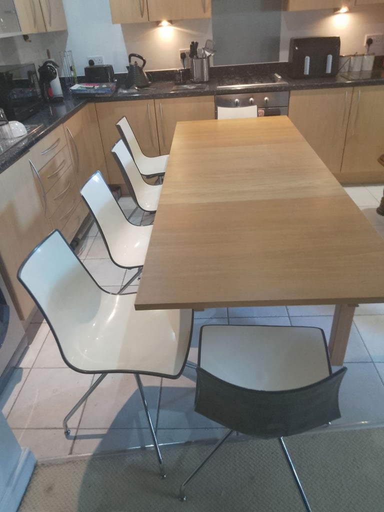 image for Extending dining table 6, 8, 10. 