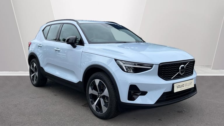 2025 Volvo XC40 2.0 B3P Plus Dark 5dr Auto SUV Petrol Automatic