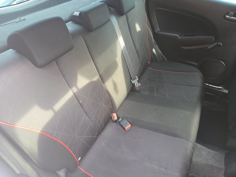 2014 Mazda Mazda2 1.3 Colour Edition 5dr HATCHBACK PETROL Manual