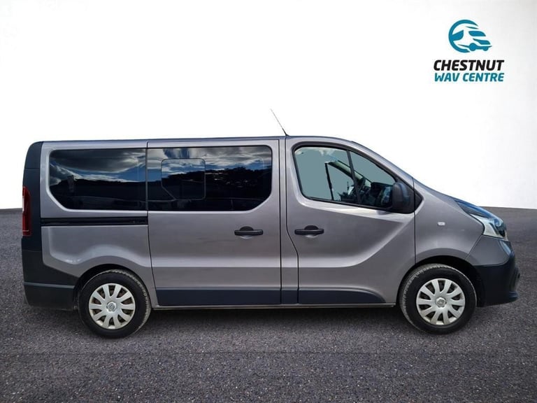 Renault Trafic WAV Wheelchair Access 5 Seats SWB L1H1 22K Flat Floor 2019 No VAT
