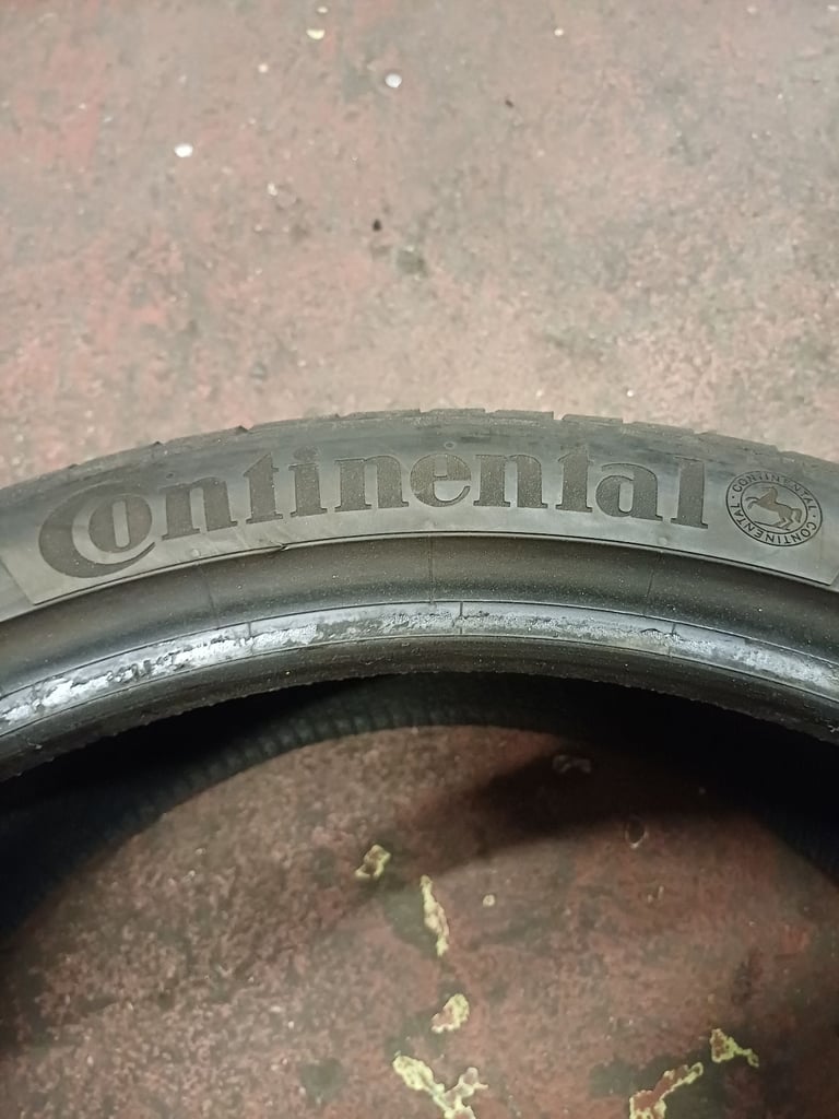 1x 245 35 21 Continental Tyre