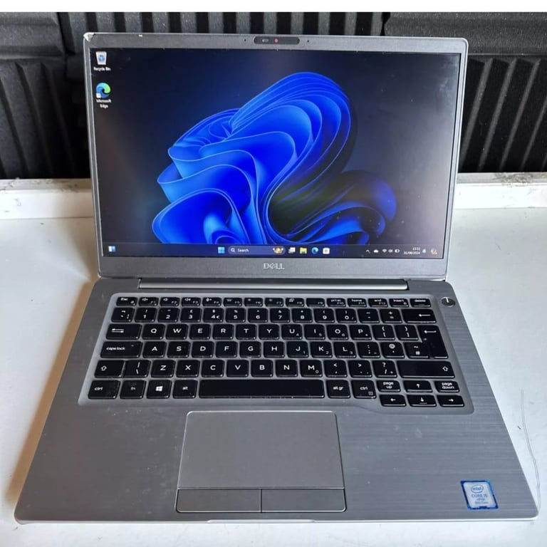 image for Dell latitude 7300 i5-8265U 16GB Ram 256Gb SSD Win 11 Pro