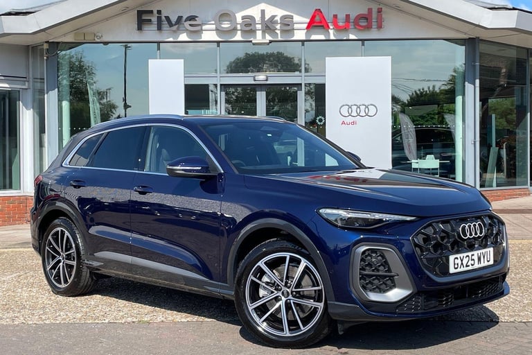 image for 2025 Audi Q5 2.0 TDI Launch Edition SUV 5dr Diesel S Tronic quattro Euro 6 (s/s) (204 ps ESTATE D...