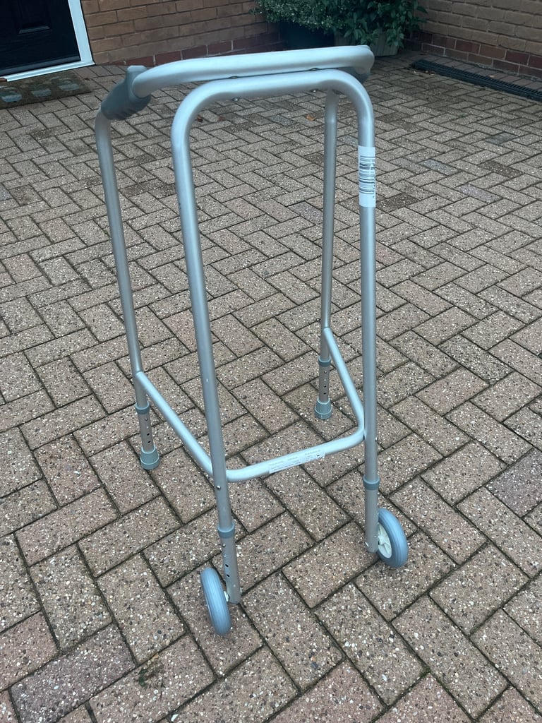 image for Mobility zimmer frame 